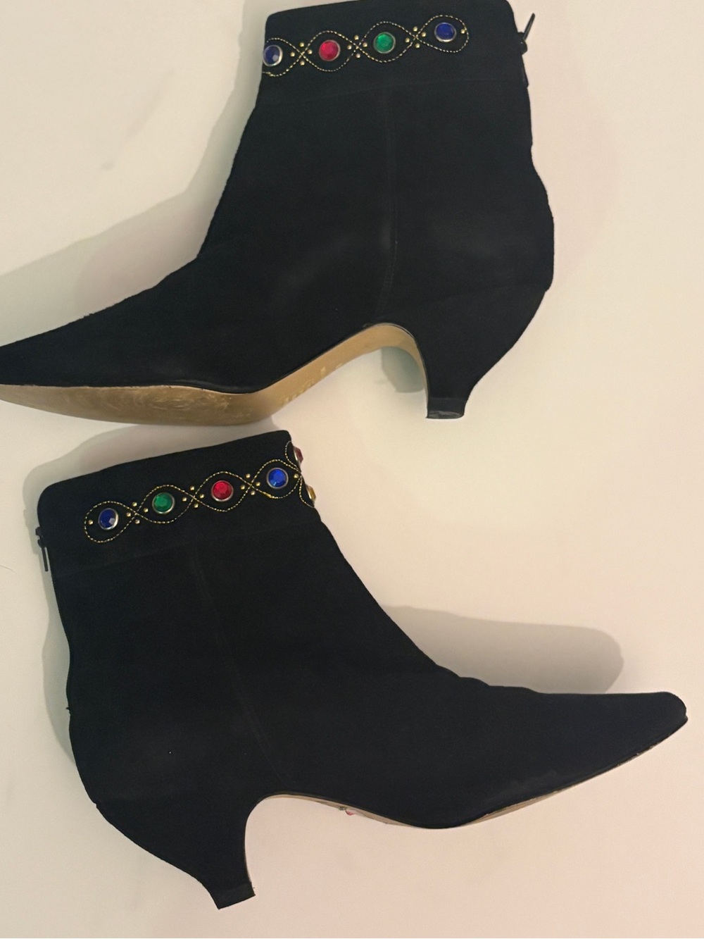 JASMIN POINTY TOE BLACK SUEDE JEWELED KITTEN HEEL BOOTIES 80’s